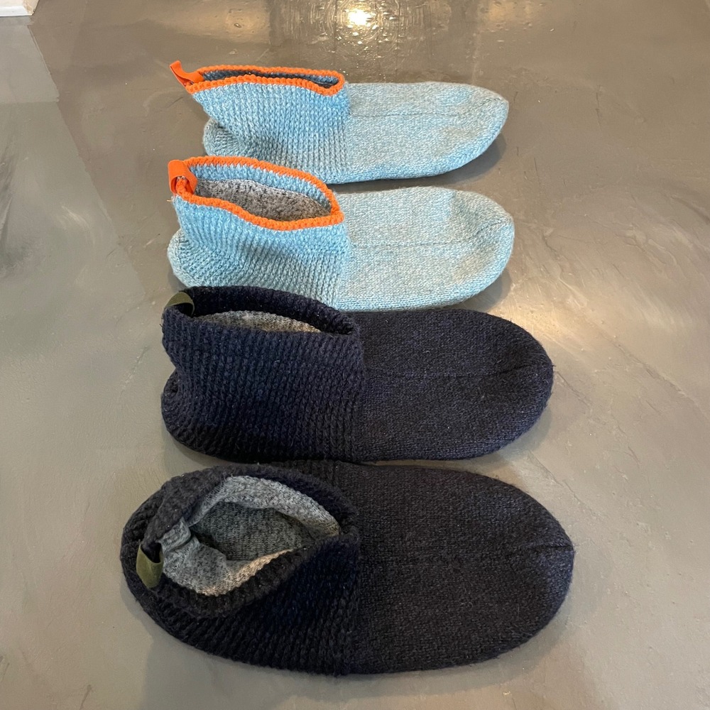 Bombas Mens Gripper Slipper Socks Bundle 2 Pairs Blue Navy Size Large Fleece